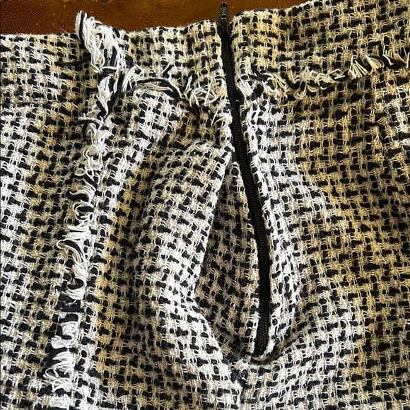 Women's Black and White Tweed Shorts - Picture 3 of 3